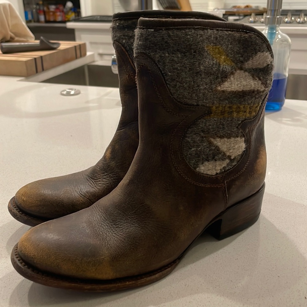 Freebird Cablo boots booties sz 8